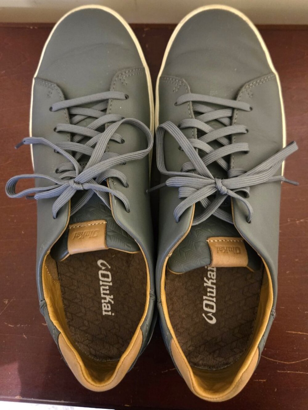 OluKai Leather Sneakers Men's 10.5
